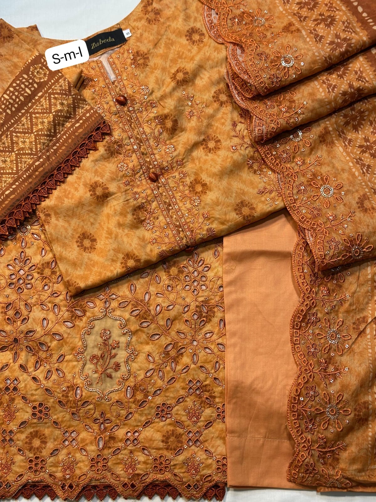 PREMIUM EMBROIDERED LAWN 3 PIECE STITCHED