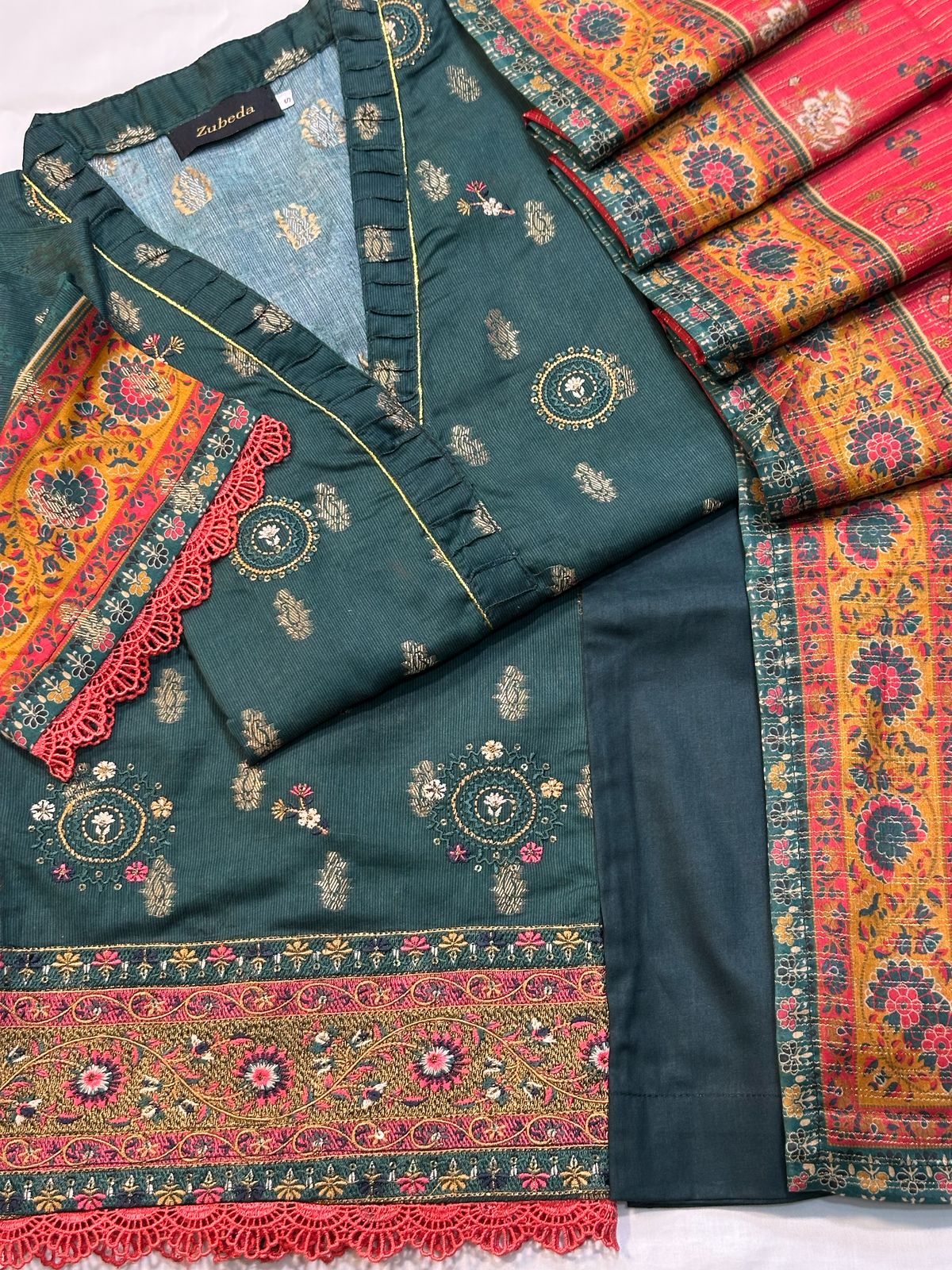Premium Jacquard Digital Printed Embroidered Lawn Shirt 3 Piece Stitched