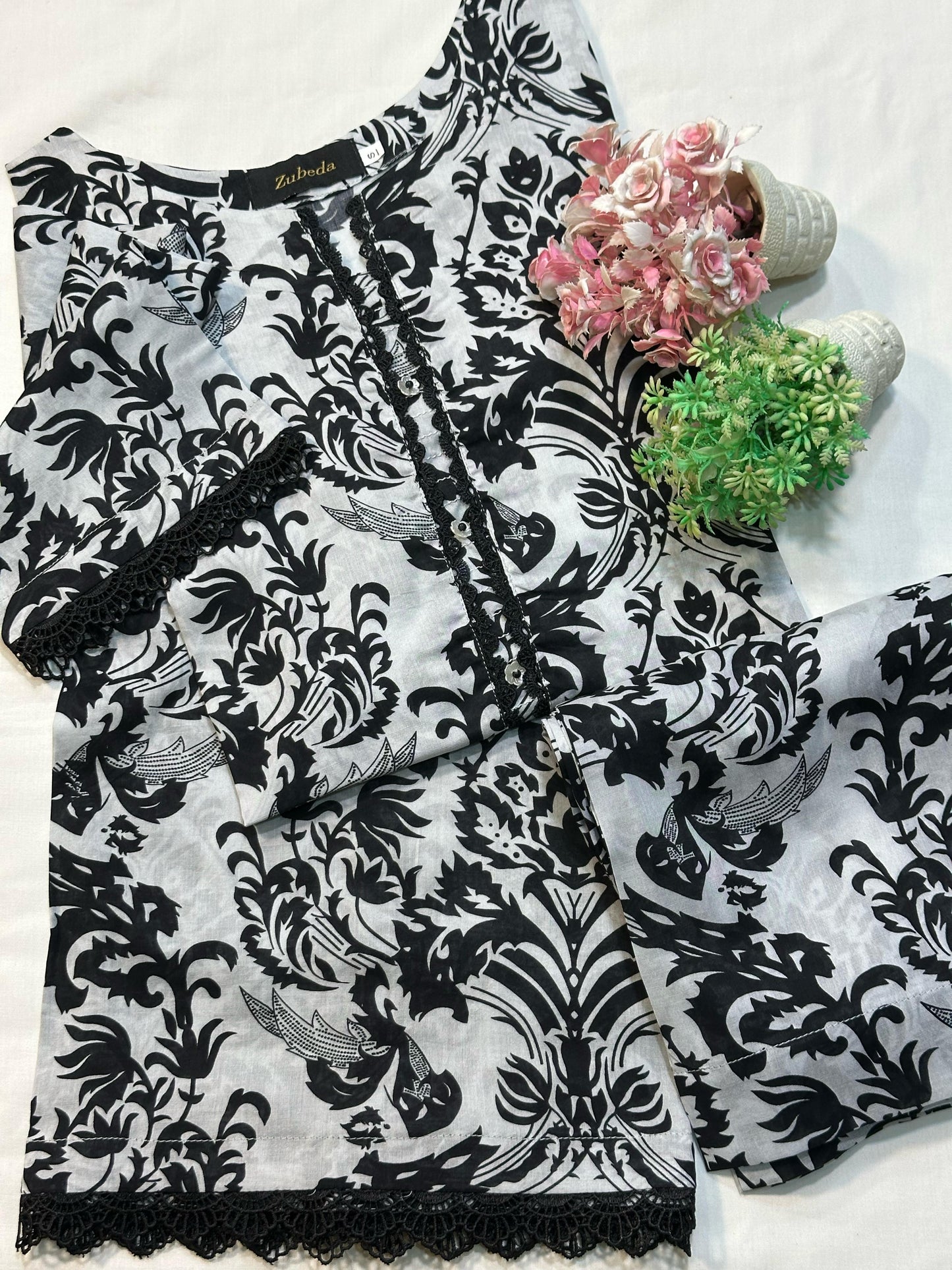 M-PRINTS PREMIUM PRINTED LAWN 2 PIECE STITCHED