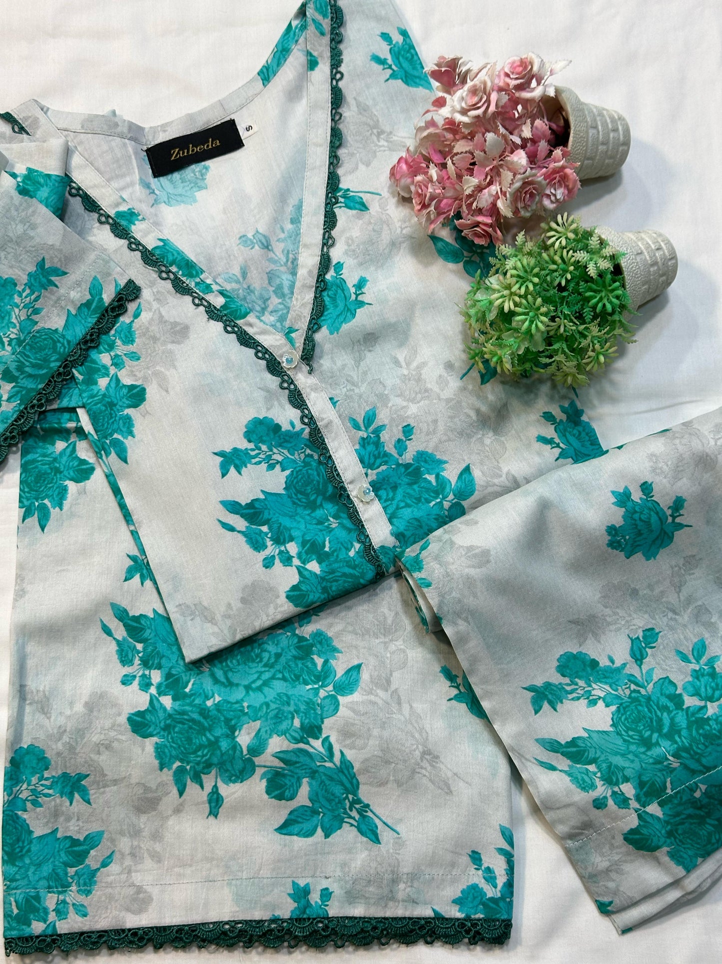 M-PRINTS PREMIUM PRINTED LAWN 2 PIECE STITCHED