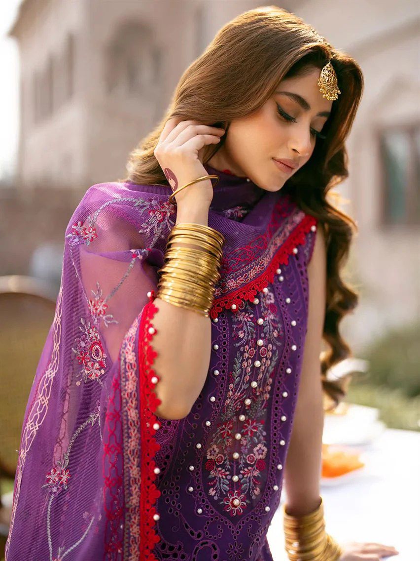 JHANNAK Presenting Binilyas Luxury Lawn Collection