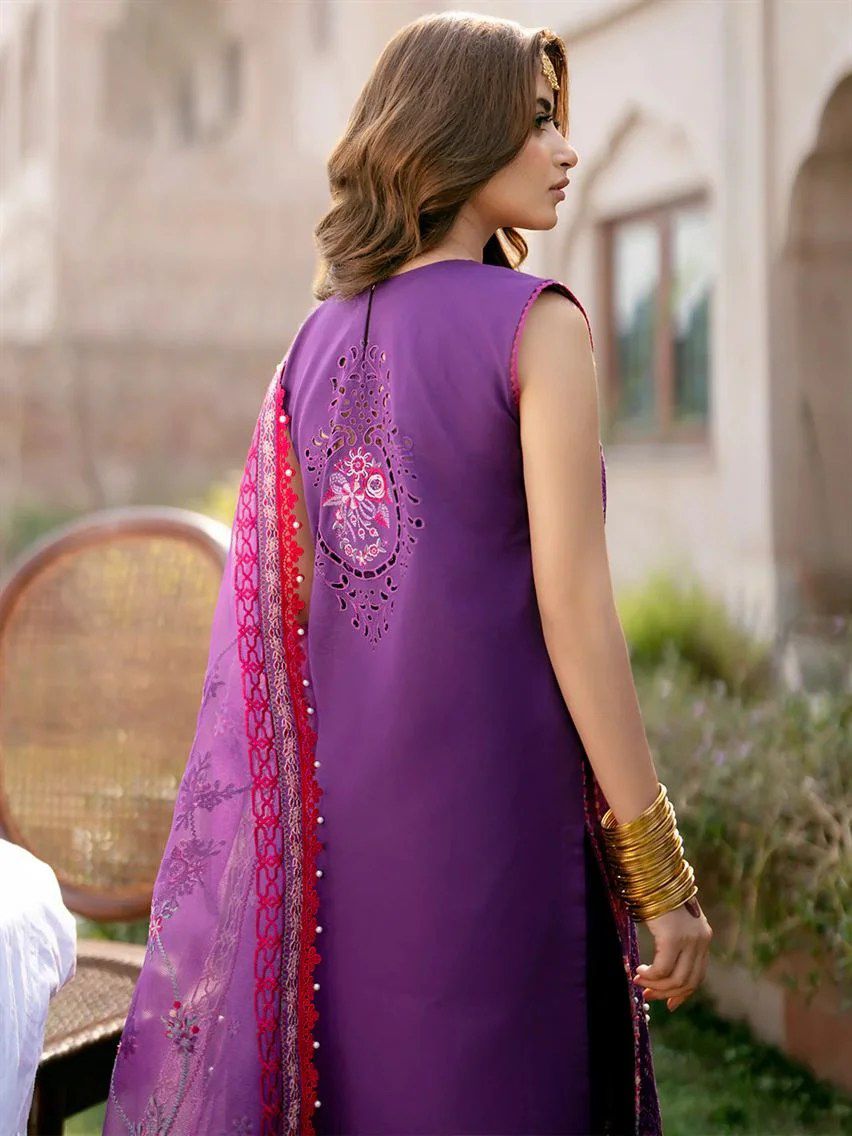 JHANNAK Presenting Binilyas Luxury Lawn Collection
