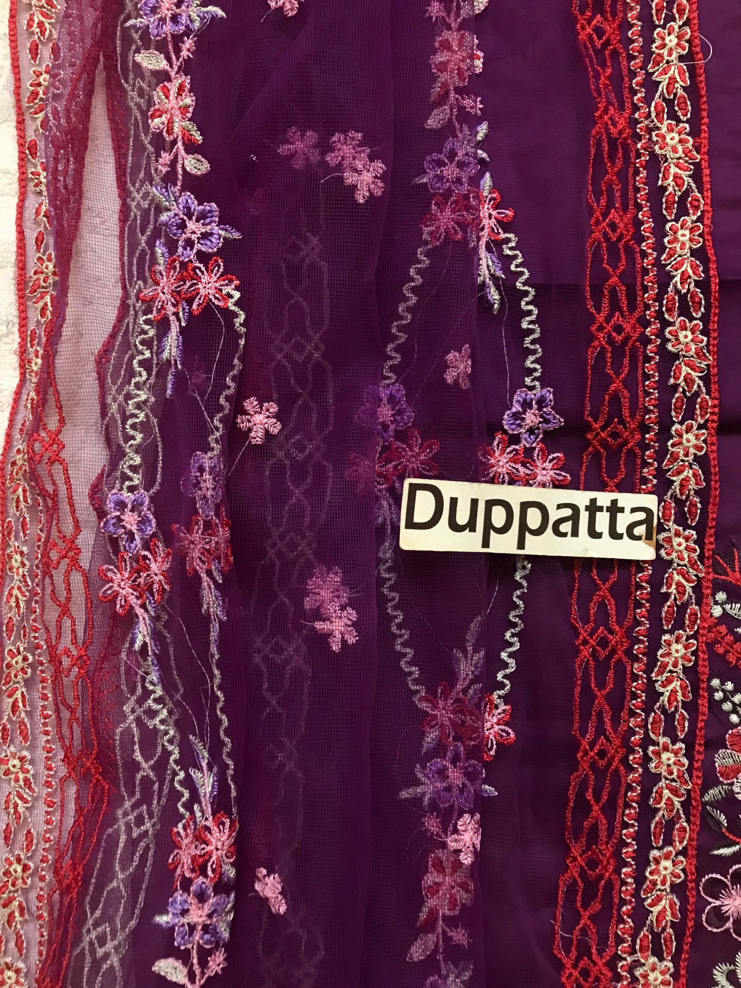 JHANNAK Presenting Binilyas Luxury Lawn Collection