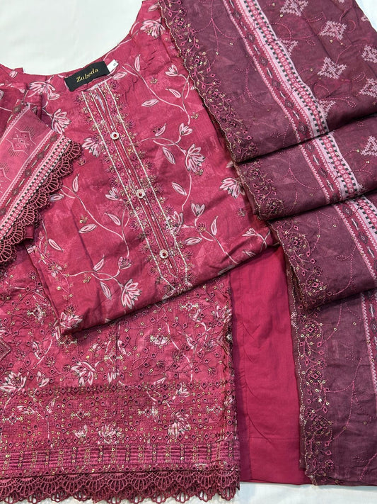 PREMIUM EMBROIDERED LAWN 3 PIECE STITCHED