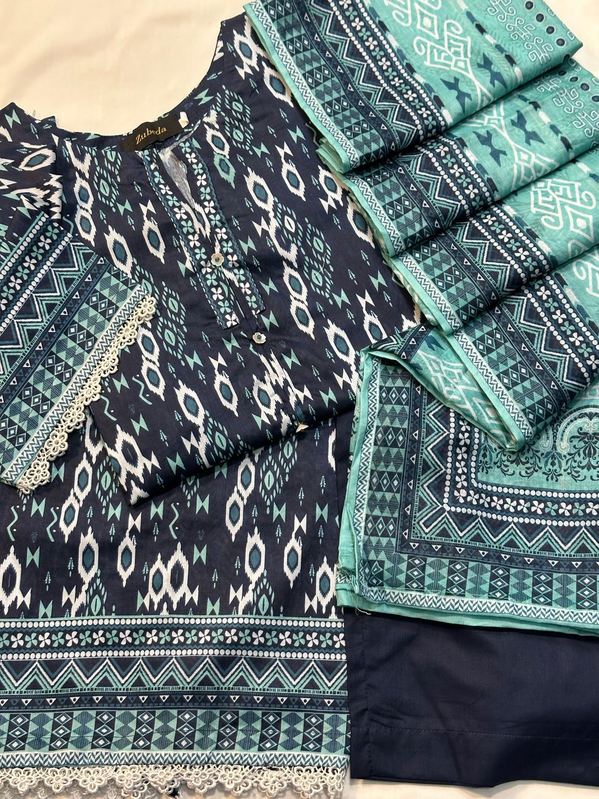 PREMIUM PRINTED LAWN WITH FARSHI SHALWAR 3 PIECE STITCHED