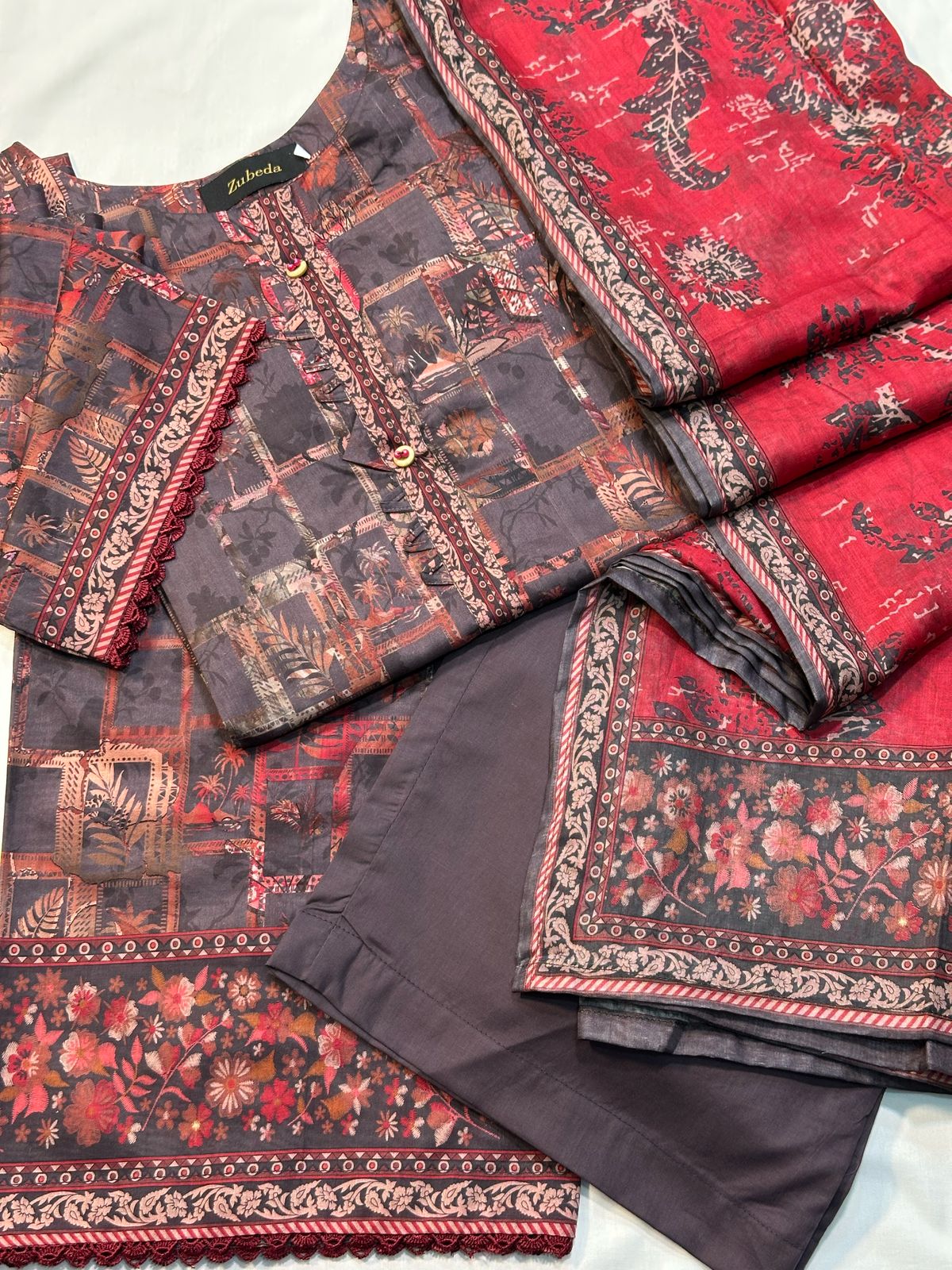 PREMIUM PRINTED LAWN WITH FARSHI SHALWAR 3 PIECE STITCHED