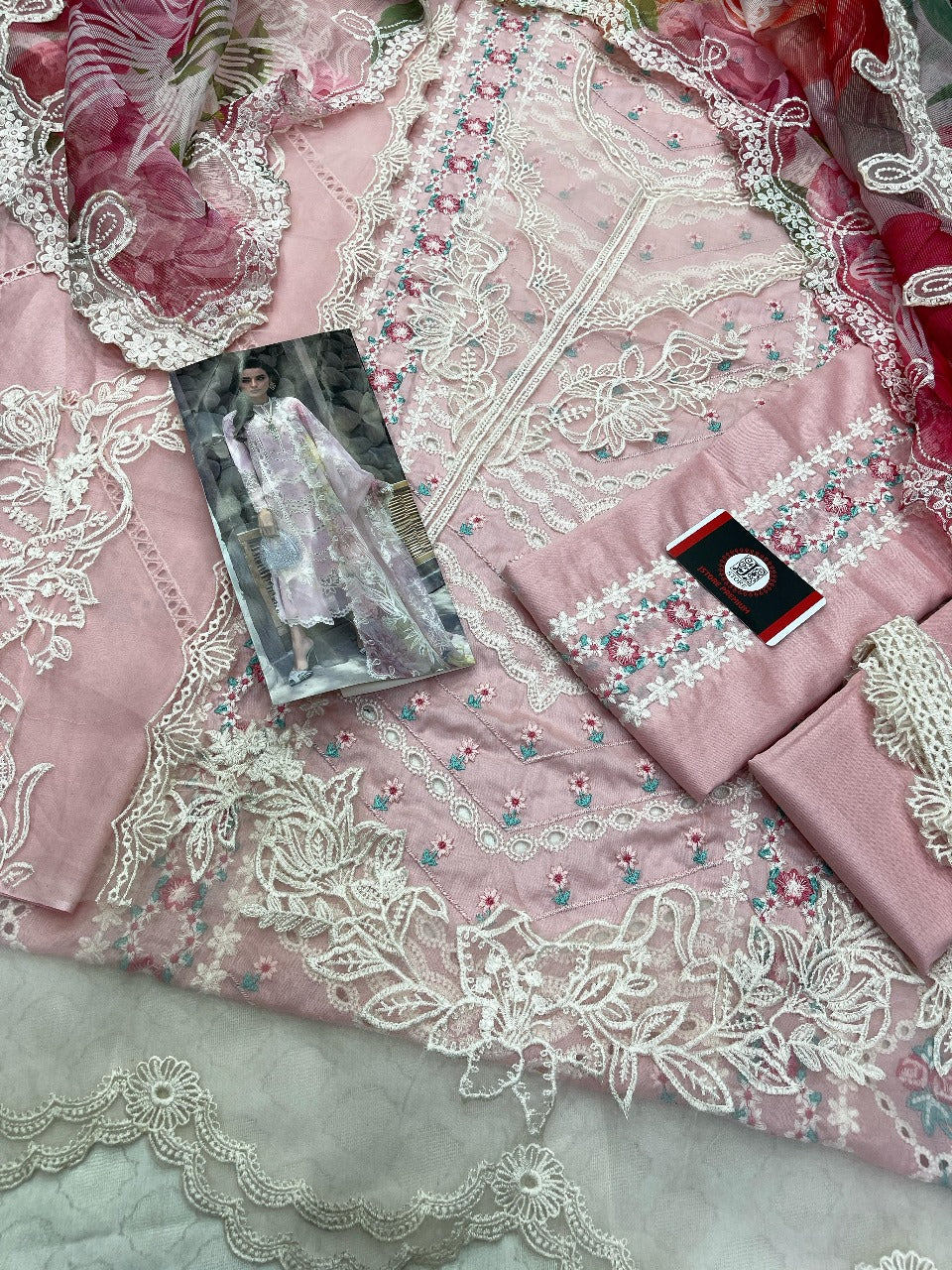 CRIMSON LUXURY CHIKENKARI LAWN