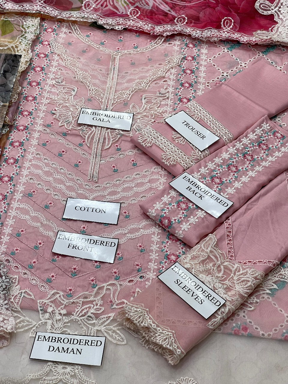 CRIMSON LUXURY CHIKENKARI LAWN